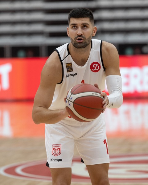 Baschet masculin: Dinamo Bucureşti va juca în preliminariile FIBA Europe Cup şi CSM Oradea în grupe, dacă este eliminată din Liga Campionilor