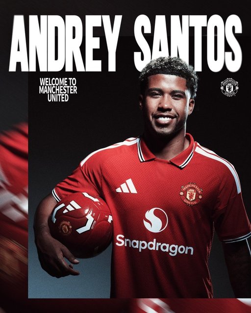 Manchester United l-a transferat pe brazilianul Andrey Santos