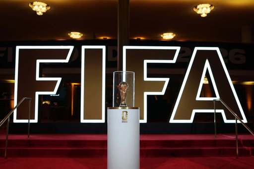 În plin scandal, Gianni Infantino îşi apără bilanţul: ”Definiţia oficială a FIFA este: furnizorul oficial de fericire pentru umanitate” - VIDEO