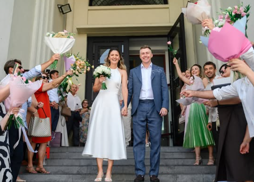 https://i0.1616.ro/media/2/2701/33670/22611361/2/begu-crivoi-casaatorie-insta.png