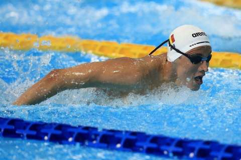 Campionatul European de nataţie: Vlad Mihalache, record naţional şi calificare în semifinalele probei de 50 m fluture