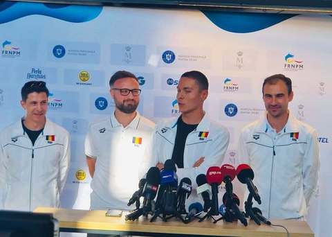 David Popovici a revenit în ţară: Sunt mulţumit de ce am realizat. Secretul meu este că nu există niciun secret / El a vorbit din nou despre faptul că sportivii nu au fost premiaţi pentru rezultatele din 2024 