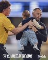 „E un bebeluş pe teren”, un meci din MLS întrerupt de un (foarte) tânăr spectator - VIDEO