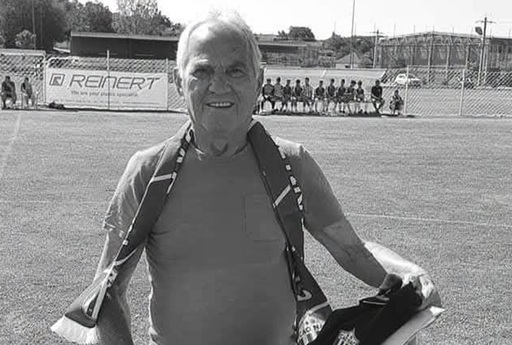 Bărbatul care a murit la Oradea după ce un incendiu i-a cuprins apartamentul era Arpad Szucs, fostul mare fotbalist al FC Bihor / Mesajele FC Bihor Oradea şi Club Atletic Oradea