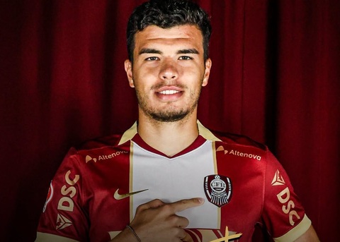 CFR Cluj l-a recrutat pe fundaşul Cristian Ignat