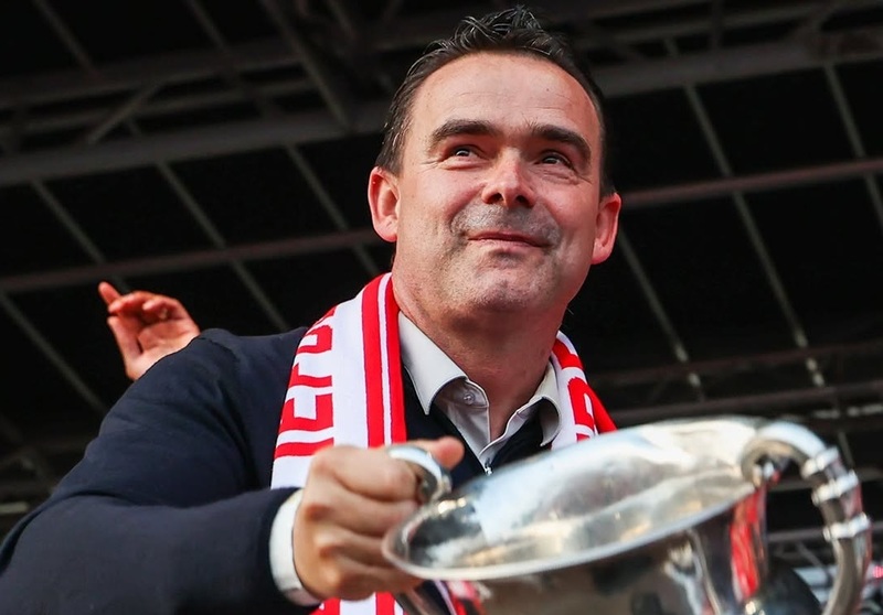 Overmars renunţă la funcţia de director sportiv al clubului Royal Antwerp din motive de sănătate