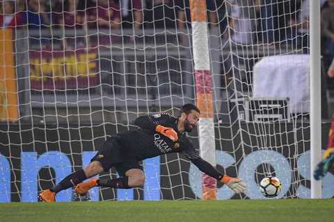 Un gest de nervozitate şi o amendă: Alisson Becker va trebui să plătească 9.300 de euro. Care este motivul