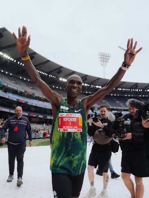 Atletism: Prima victorie a lui Kipchoge la maraton în ultimii trei ani. El s-a impus la Melbourne