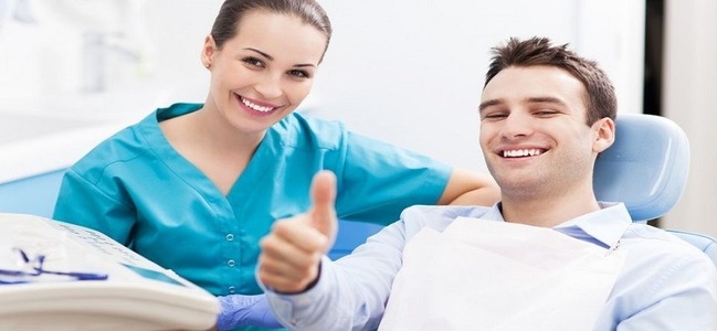COMUNICAT DE PRESĂ: Implantul dentar reprezinta o solutie de luat in calcul
