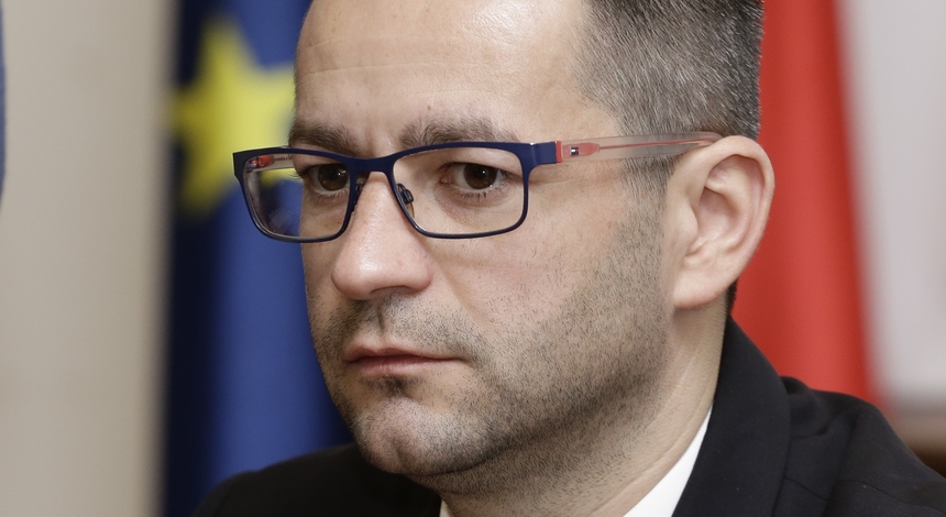 COMUNICAT DE PRESĂ: Adrian Todoran, vicepreşedinte PMP: Guvernul PSD - ALDE îngroapă economia României