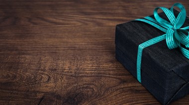 COMUNICAT DE PRESĂ: Cum sa iti surprinzi iubitul de ziua lui: 3 idei primite chiar de la barbati