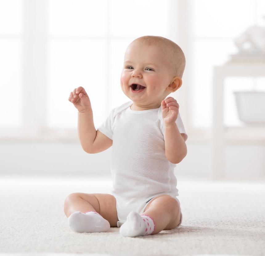 COMUNICAT DE PRESĂ: Cum si cu ce spalam hainele pentru bebelusi? 