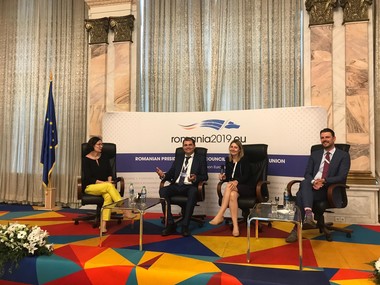 COMUNICAT DE PRESĂ: Instruirea angajaţilor este esenţială dacă organizaţiile vor să navigheze mai uşor prin cea de-a patra revoluţie industrială
