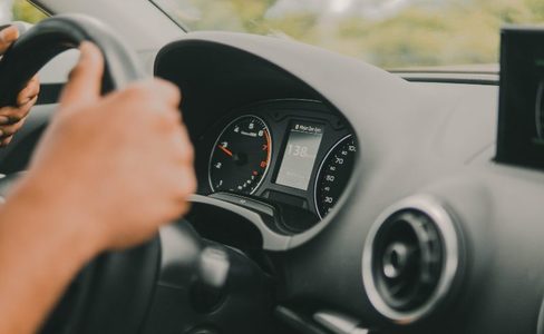 COMUNICAT DE PRESĂ: Cele mai importante sfaturi pentru cei care urmaresc sa obtina permis auto
