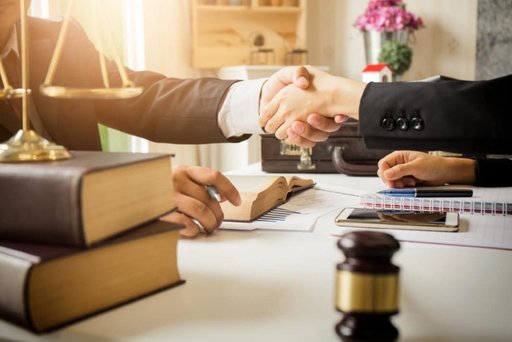 COMUNICAT DE PRESĂ: Divorţul şi partajul - sfârşitul unei ere, o bătălie ce se dispută pe toate planurile