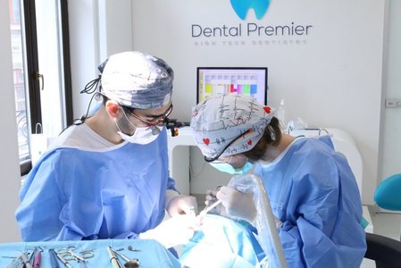 COMUNICAT DE PRESĂ: Implanturile dentare de la Dental Premier pun capăt problemelor ireversibile de pierdere a dinţilor naturali