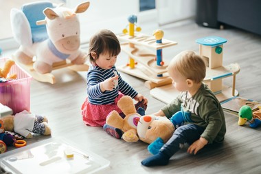 COMUNICAT DE PRESĂ: TOP 4 tipuri de jucarii de care copiii nu se despart aproape niciodata
