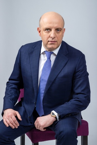 COMUNICAT DE PRESĂ: Acţionarii EVERGENT Investments au aprobat toate propunerile de pe agenda Adunărilor generale extraordinare şi ordinare ale acţionarilor