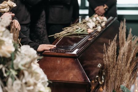 COMUNICAT DE PRESĂ: Iata cum puteti beneficia de cele mai bune produse si servicii funerare in Galati!