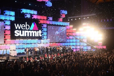 Salarium reprezintă comunitatea de fintech din Romania la Web Summit şi vizează Europa cu aplicaţia sa de “salariu la cerere”