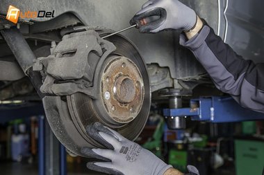 COMUNICAT DE PRESĂ: AutoDel - lasă-ţi maşina pe mâini bune, ale profesioniştilor în domeniu!