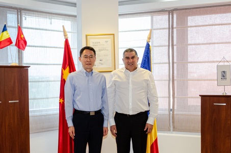 Ambasadorul Republicii Populare Chineze la Bucureşti în vizită oficială la Complexul Logistic şi Comercial Dragonul Roşu