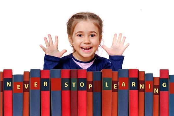 COMUNICAT DE PRESĂ: Performanţele academice încep cu primii paşi în viaţă - Învăţarea limbii engleze la preşcolari? Absolut! 