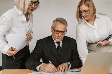 COMUNICAT DE PRESĂ: Cum poate influenţa guvernanţa corporativă dezvoltarea companiei tale?