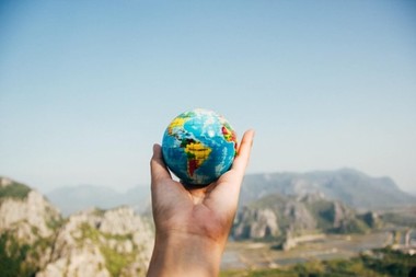 COMUNICAT DE PRESĂ: Un prezent responsabil inseamna un viitor mai bun pentru generatiile urmatoare! Cum pot fi combatute efectele schimbarilor climatice?