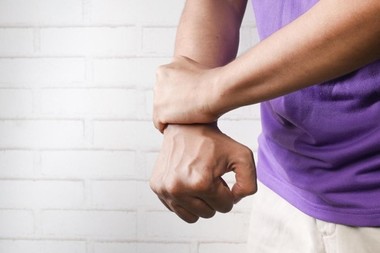 COMUNICAT DE PRESĂ: 5 mici schimbări ale stilului de viaţă pentru a preveni apariţia osteoartritei