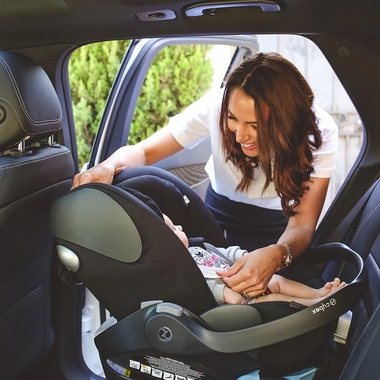 COMUICAT DE PRESĂ: Cum aleg modelul de scaun auto Cybex potrivit pentru vârsta copilului meu
