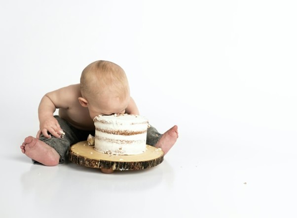 COMUNICAT DE PRESĂ: Cum îţi sărbătoreşti bebeluşul alături de cei dragi – Iată 3 petreceri care pot fi date în cinstea bebeluşului tău încă din primul an de viaţă