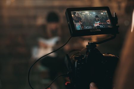 COMUNICAT DE PRESĂ: 7 situatii in care companiile romanesti s-au bucurat ca au ales servicii de productie video de calitate
