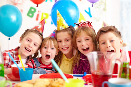 COMUNICAT DE PRESĂ: 5 paşi pe care să îi urmezi pentru a organiza ziua de naştere a copilului tău 