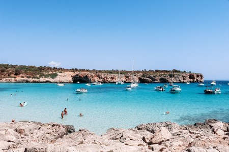 COMUNICAT DE PRESĂ: Vacanta in Palma de Mallorca, destinatia perfecta pentru cupluri. Traieste si tu o experienta romantica!