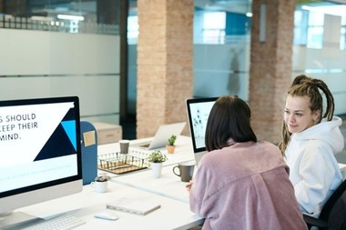 COMUNICAT DE PRESĂ: Cum îţi influenţezi angajaţii să fie mai productivi? Top 3 lucruri pe care le poţi implementa pentru a-i motiva