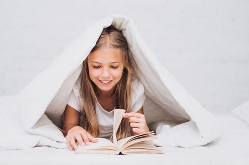 COMUNICAT DE PRESĂ: Navigând în lumea cărţilor: cele mai bune alegeri pentru preadolescenţi 