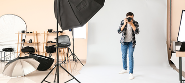 COMUNICAT DE PRESĂ: Top accesorii must-have pentru fotografii profesionişti 