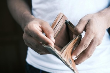 COMUNICAT DE PRESĂ: Ai rămas fără bani până la salariu? Iată ce poţi face!
