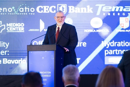 Digital Innovation Summit Bucharest 2025 a debutat cu un dialog strategic despre viitorul digital al României