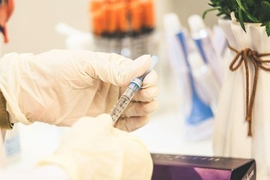 Igiena în cabinetul medical: ce nu trebuie să îţi lipsească pentru a proteja pacienţii şi echipa
