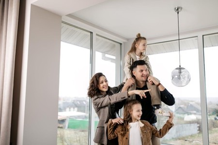 Top 5 localităţi lângă Timişoara care oferă un mediu liniştit şi confortabil pentru familii