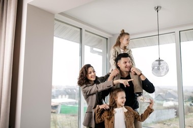 Top 5 localităţi lângă Timişoara care oferă un mediu liniştit şi confortabil pentru familii