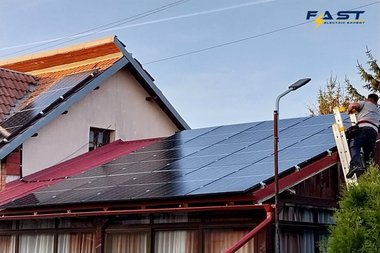 Ştiai? Fast Electric Expert te poate ajuta cu un invertor pentru panourile solare