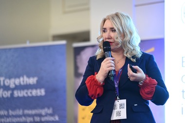 Bani mai mulţi la stat, dar o economie mai slabă: preţul ascuns al taxei pe tranzacţii