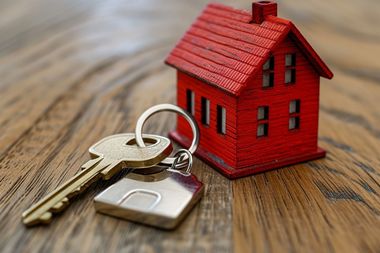 Ghidul proprietarului: cum să-ţi închiriezi apartamentul în siguranţă şi legal