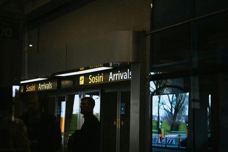 Cum alegi cea mai bună parcare lângă aeroport pentru vacanţa ta