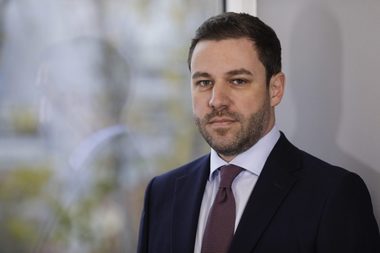 COMUNICAT DE PRESĂ: Laurenţiu Stan, Kapital Minds: Antreprenorii să îşi privească firma ca pe un activ de la care aşteaptă un randament, nu doar ca pe o sursă de venituri - VIDEO
