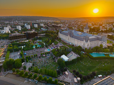 25 ani de IULIUS: 3 grădini urbane amenajate de la zero în Iaşi, Timişoara şi Cluj-Napoca, 18 hectare spaţii verzi, peste 80.000 arbori maturi şi arbuşti - VIDEO
