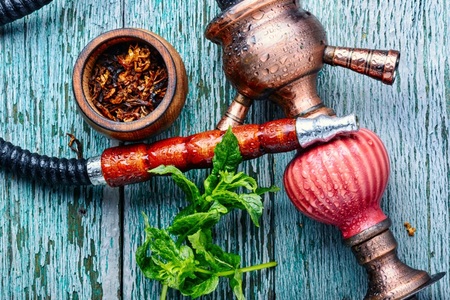 Narghilea cu aromă de mentă – prospeţime garantată